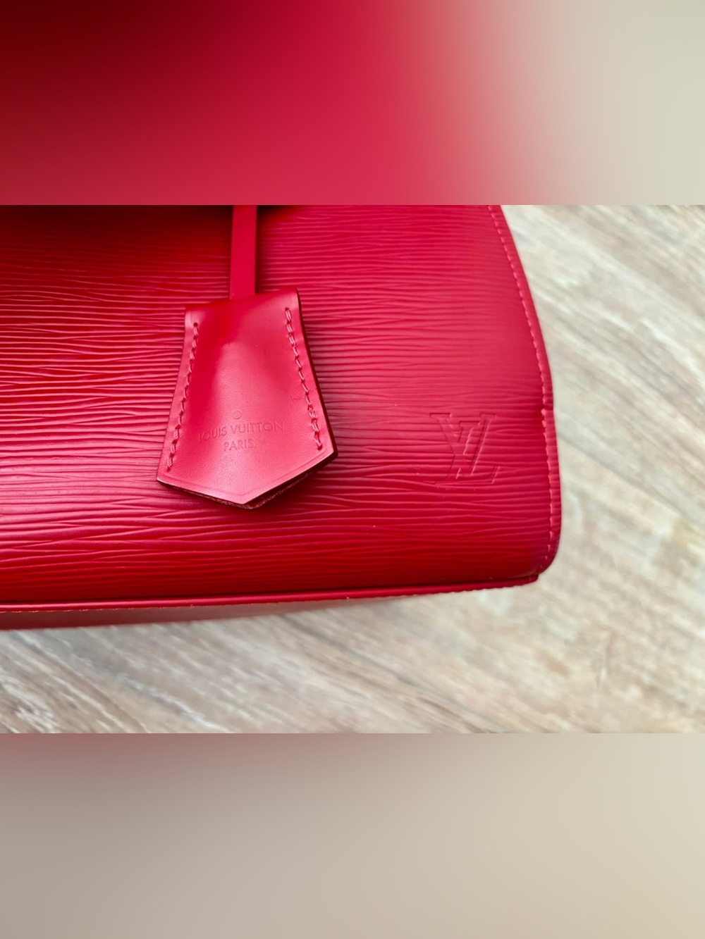 Louis Vuitton Pont Neuf PM Bordeaux Epi Leather - Picture 3 of 7